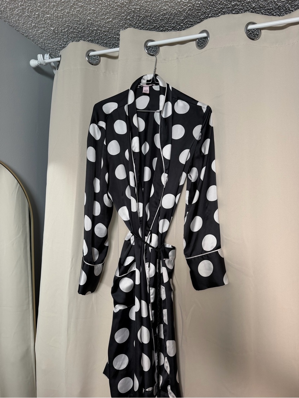 Victoria's Secret Black & White Polka Dot Satin Wrap Robe